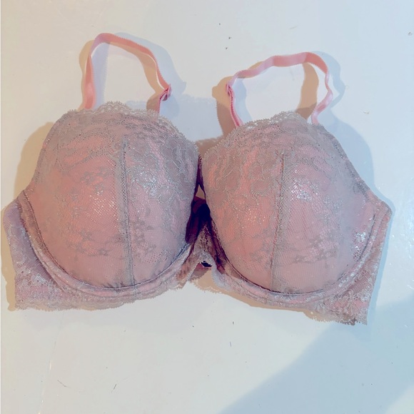 Victoria's Secret Other - VICTORIA’S SECRET Dream Angels Lace Cups BRA 34DD